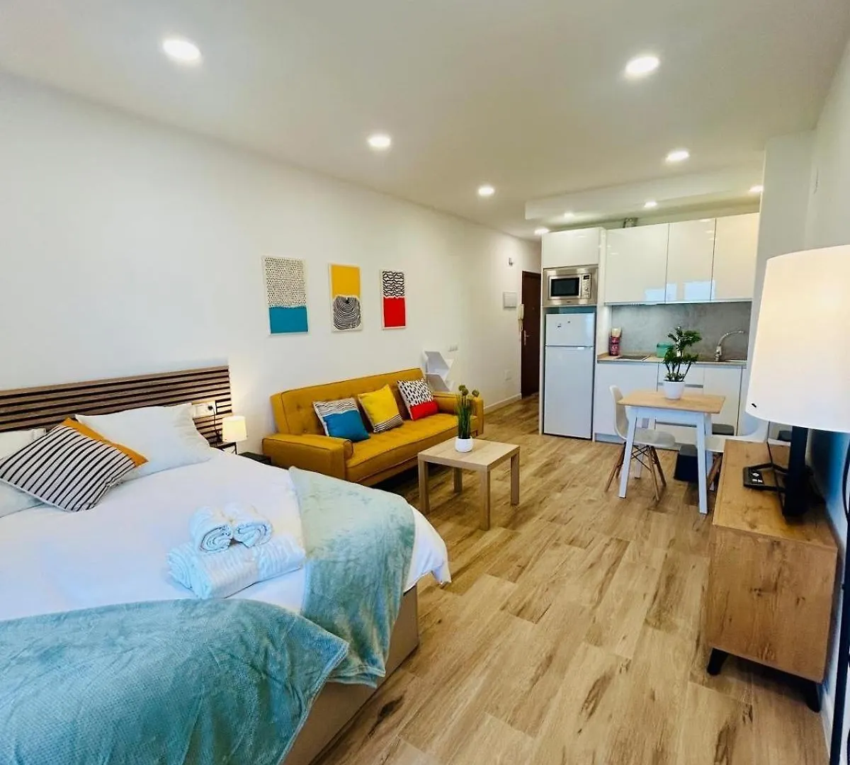 Chic Central Studio Premiere Torremolinos
