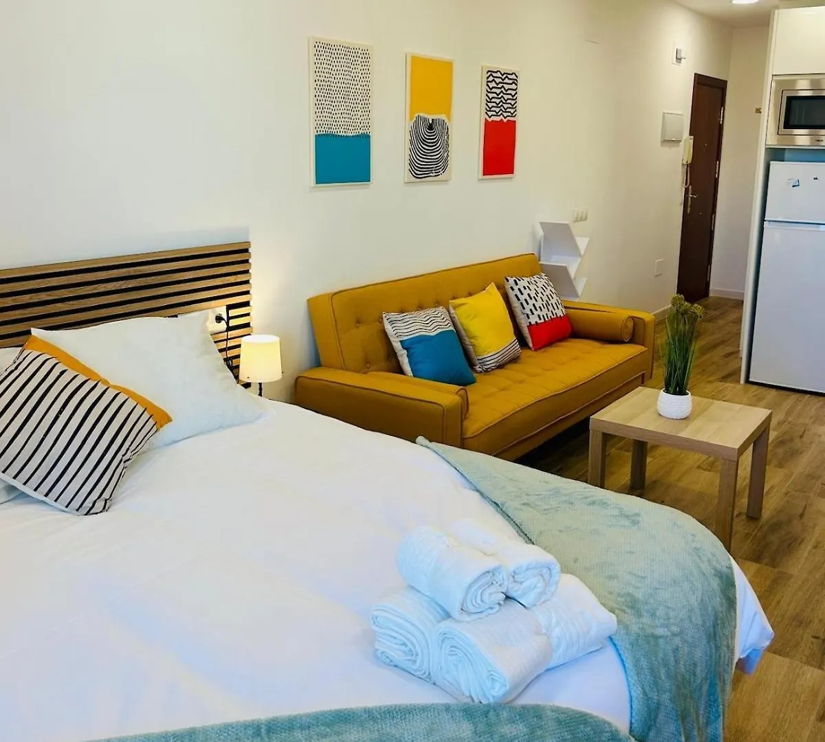 Chic Central Studio Premiere Torremolinos 0*,