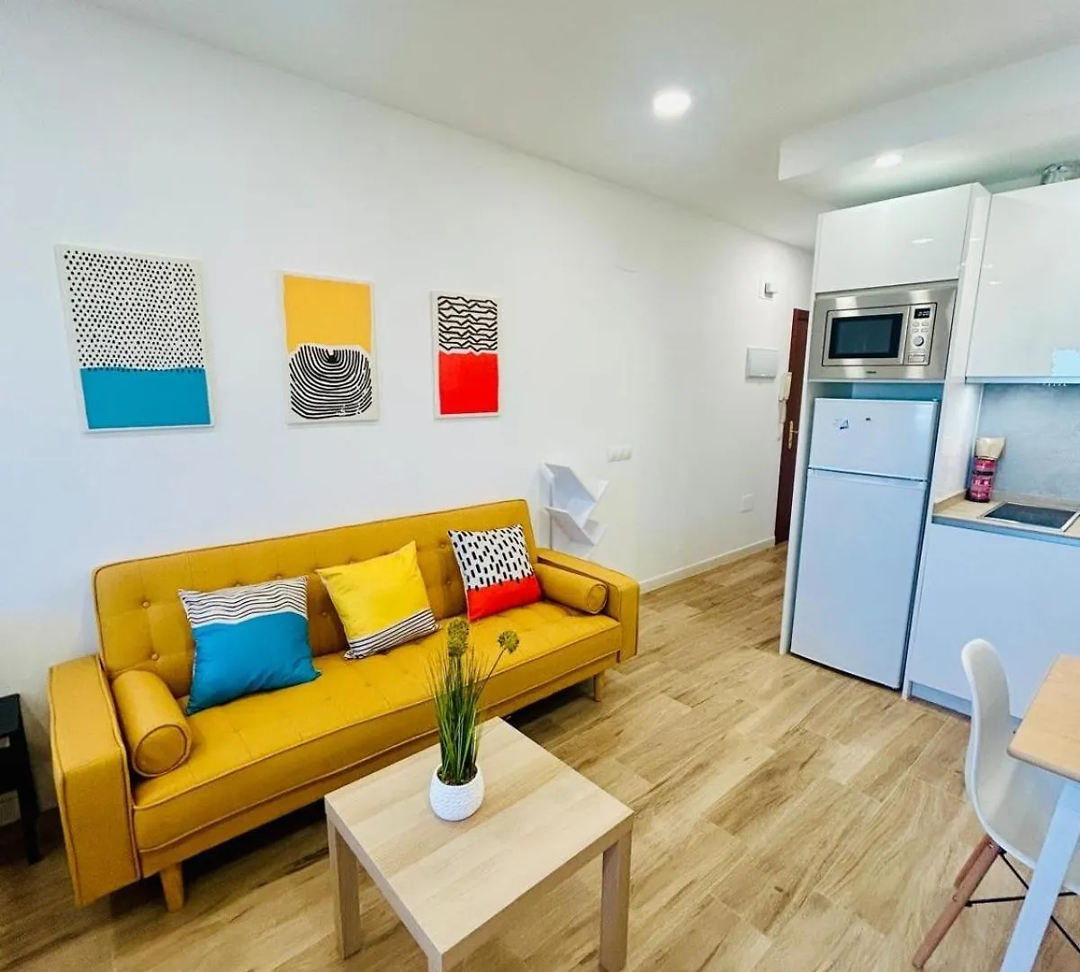 Chic Central Studio Premiere Torremolinos